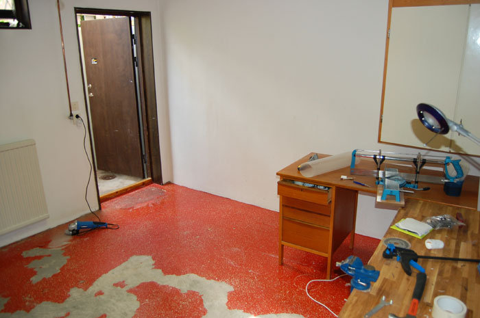 fore.jpg (59.56 KiB) Visad 7237 gånger Före vattenläckan